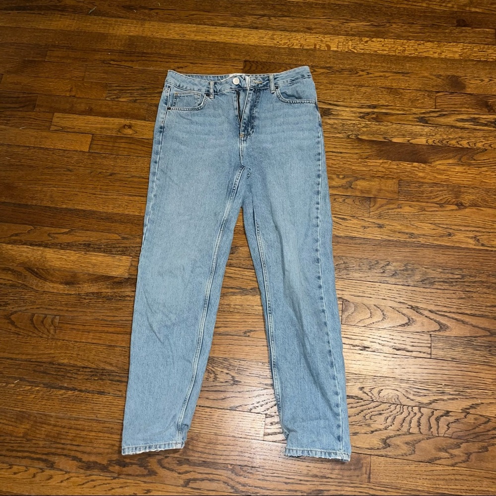 BDG Mom Light Blue Jeans